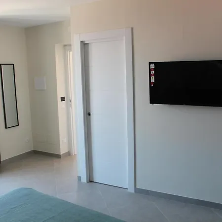 Margio House Bed and Breakfast 4*