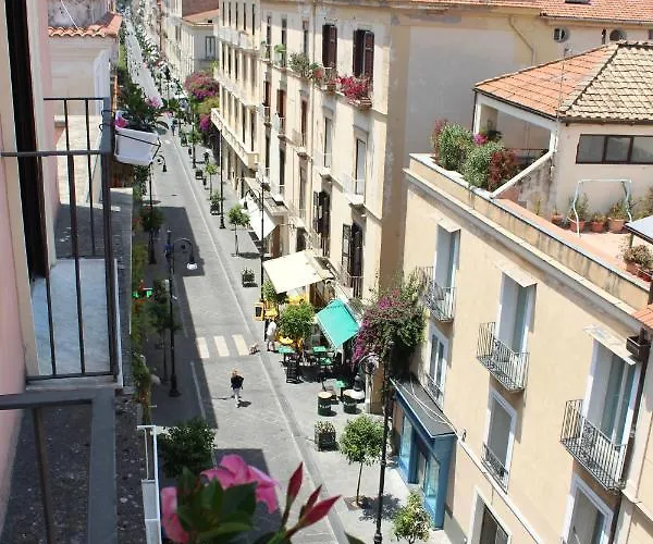 Bed and breakfast Margio House 4*