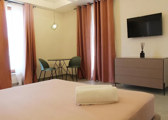 Margio House 4* Сорренто