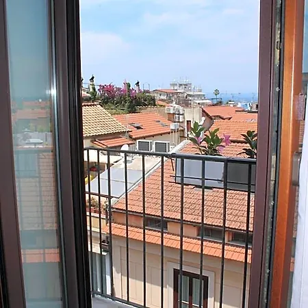 Margio House Bed and Breakfast 4*