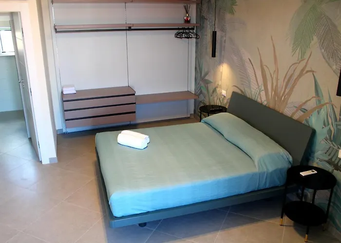 לינה וארוחת בוקר Margio House 4*