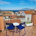 Margio House Bed & Breakfast 4*